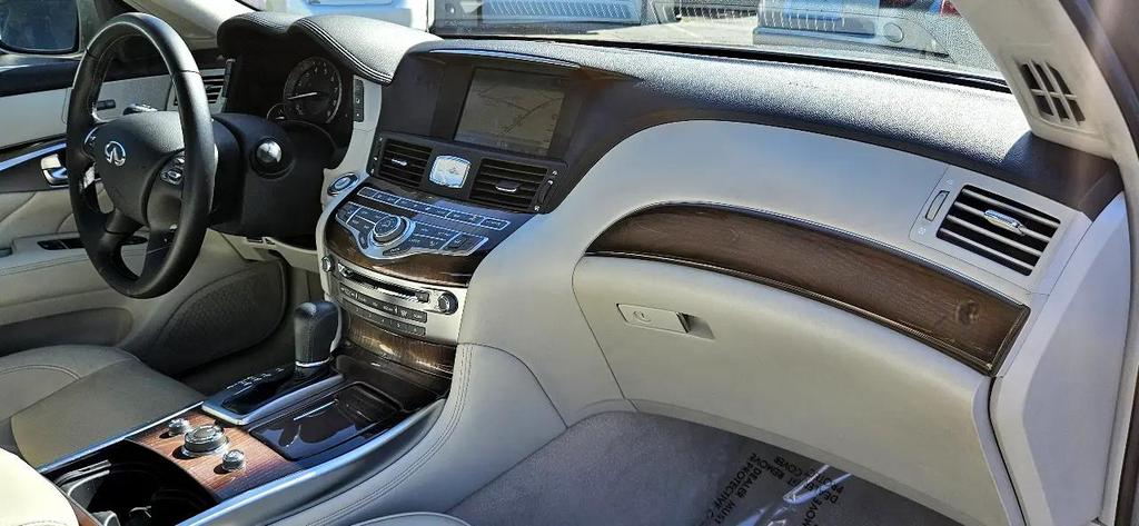 used 2011 INFINITI M37 car, priced at $12,995