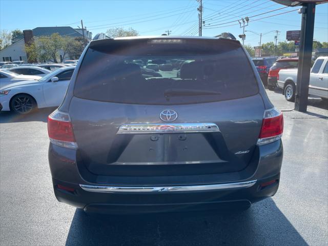 used 2013 Toyota Highlander car, priced at $15,995