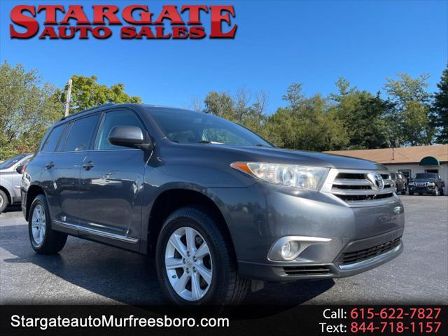 used 2013 Toyota Highlander car, priced at $15,995