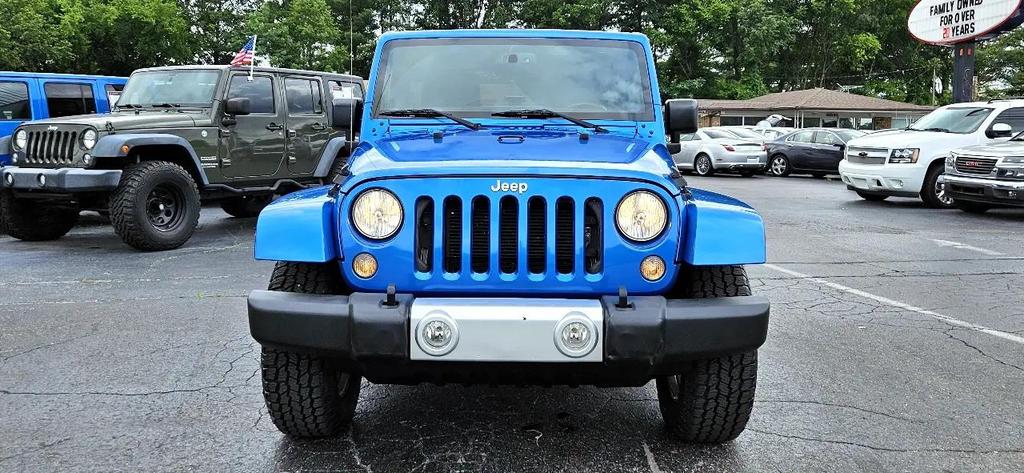 used 2015 Jeep Wrangler Unlimited car, priced at $18,700