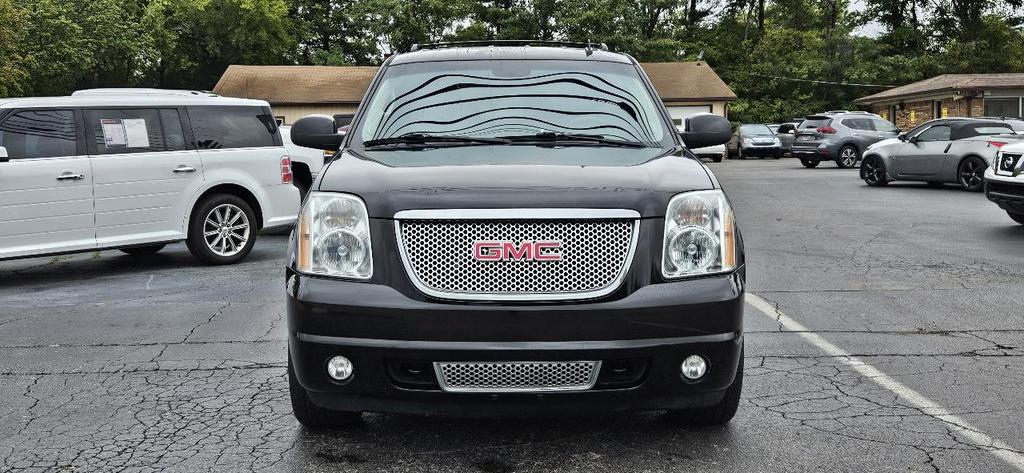 used 2013 GMC Yukon car, priced at $13,980