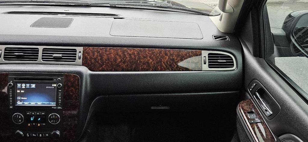 used 2013 GMC Yukon car, priced at $13,980