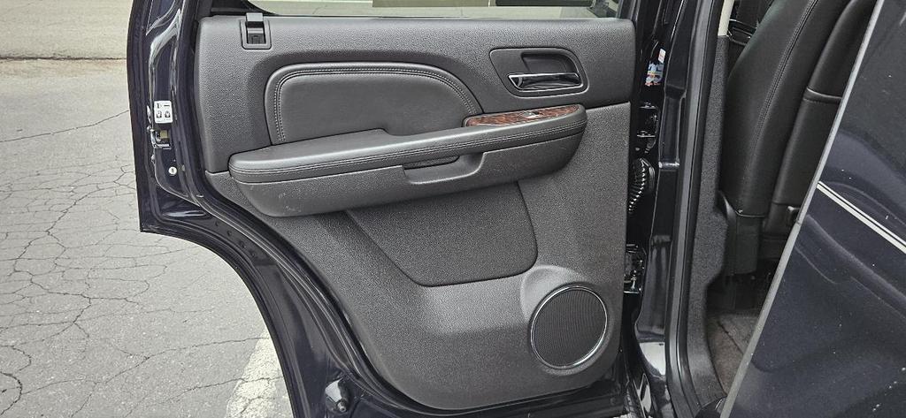 used 2013 GMC Yukon car, priced at $13,980