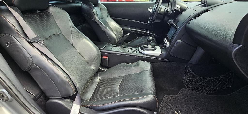 used 2006 Nissan 350Z car, priced at $13,580