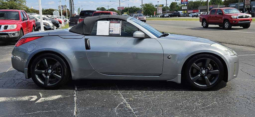 used 2006 Nissan 350Z car, priced at $13,580