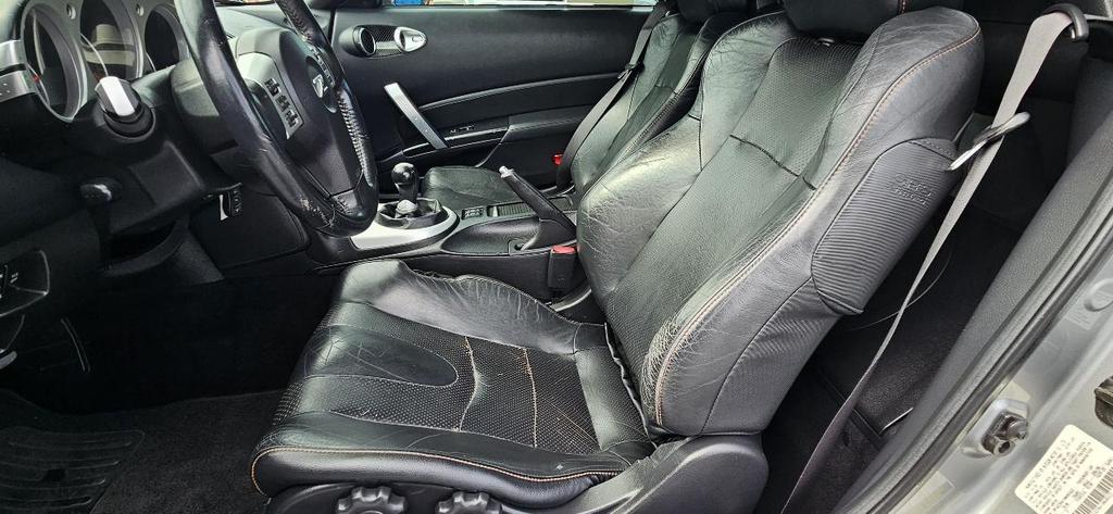 used 2006 Nissan 350Z car, priced at $13,580