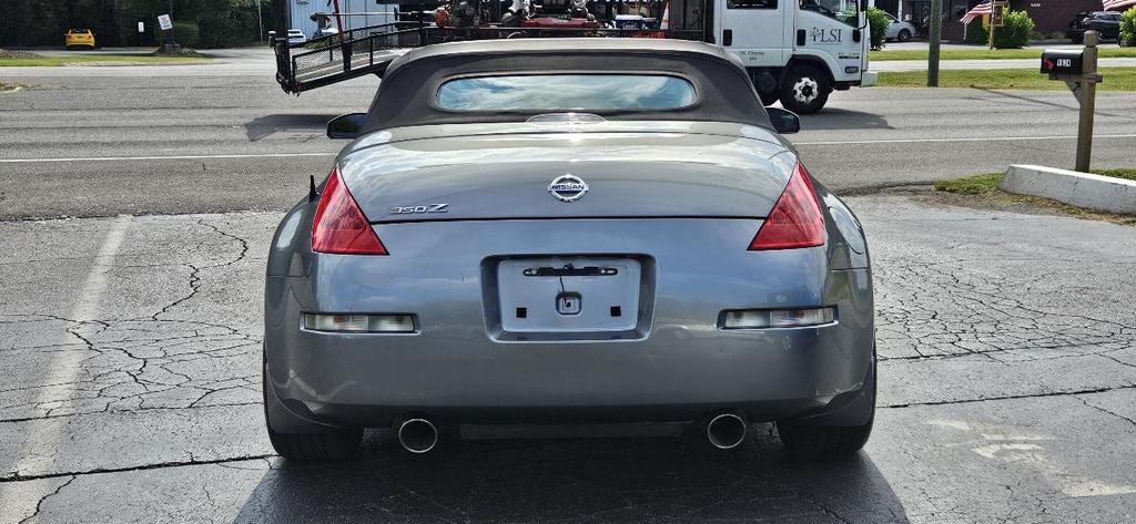 used 2006 Nissan 350Z car, priced at $13,580