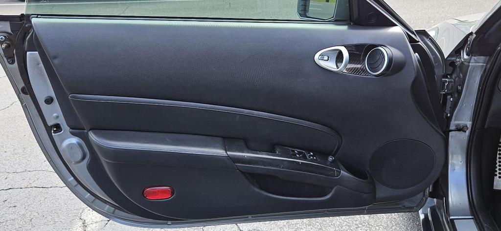 used 2006 Nissan 350Z car, priced at $13,580