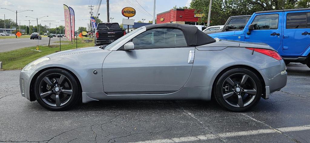 used 2006 Nissan 350Z car, priced at $13,580