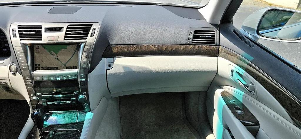 used 2007 Lexus LS 460 car, priced at $18,380