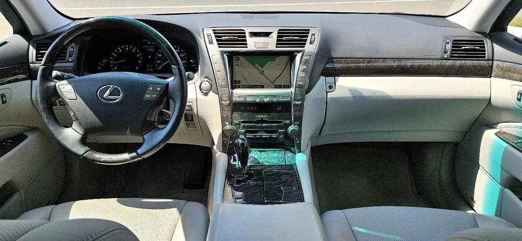 used 2007 Lexus LS 460 car, priced at $18,380