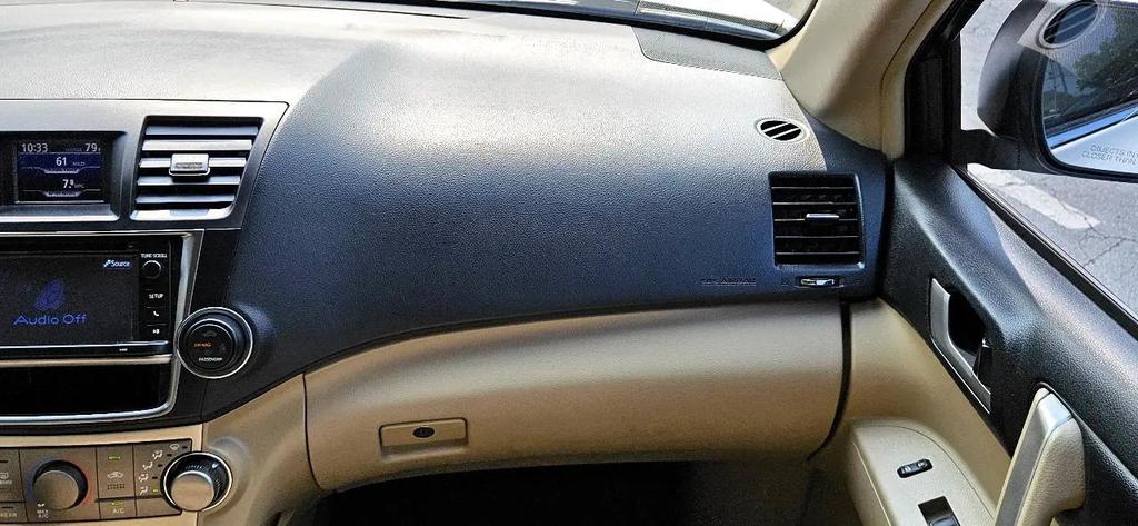 used 2013 Toyota Highlander car, priced at $15,780