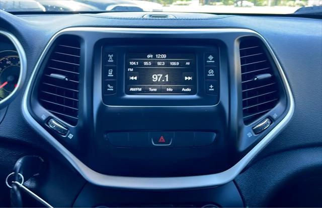used 2014 Jeep Cherokee car, priced at $10,995