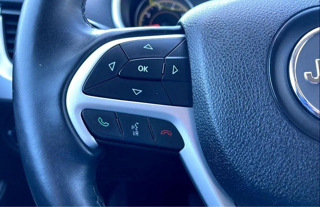 used 2014 Jeep Cherokee car, priced at $10,560