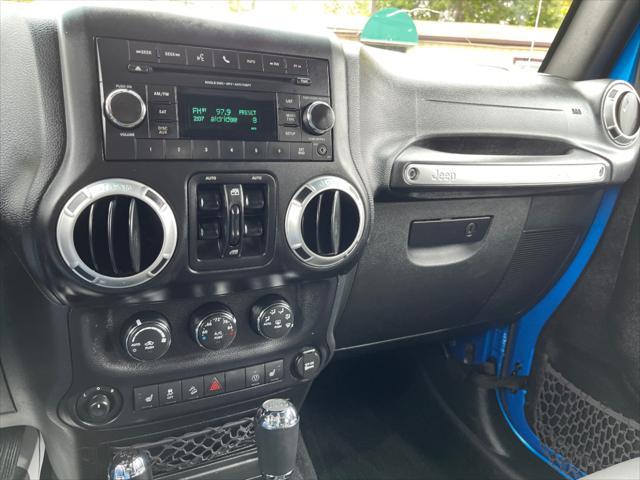 used 2015 Jeep Wrangler Unlimited car, priced at $20,980