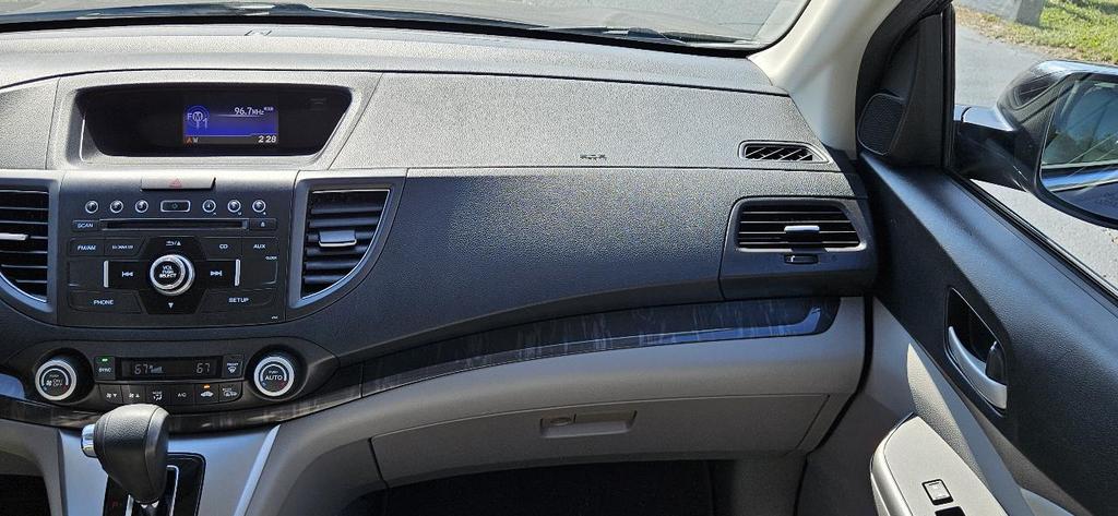 used 2014 Honda CR-V car, priced at $14,900