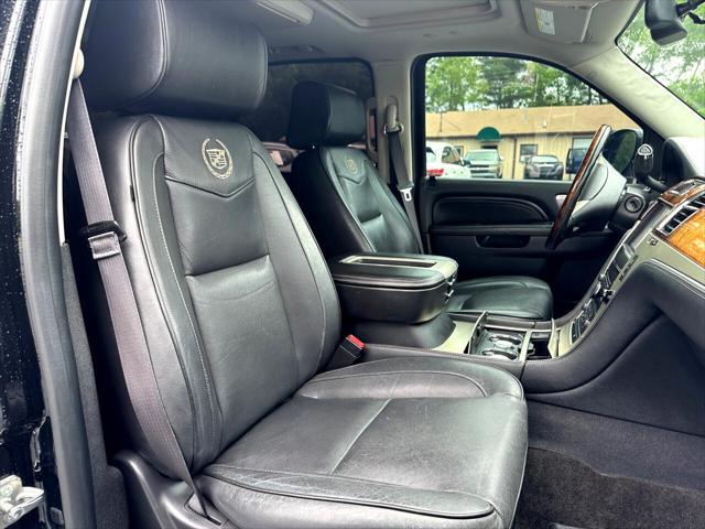 used 2014 Cadillac Escalade ESV car, priced at $23,780