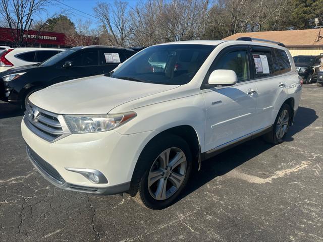 used 2013 Toyota Highlander car, priced at $16,280