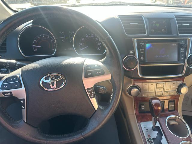 used 2013 Toyota Highlander car, priced at $16,280