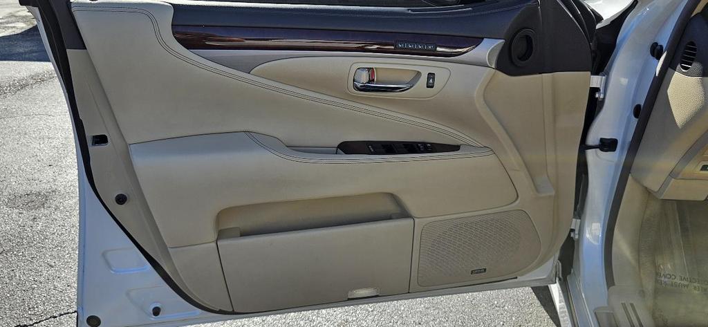 used 2014 Lexus LS 460 car, priced at $19,995