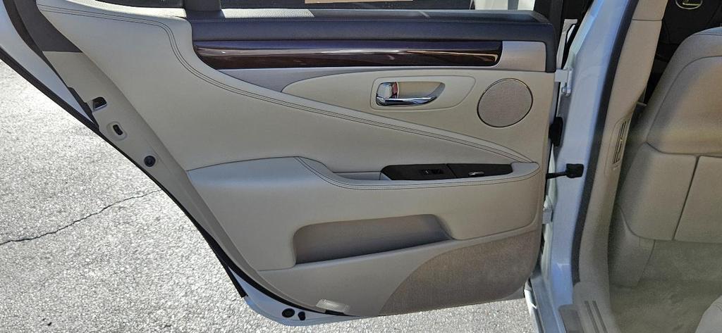 used 2014 Lexus LS 460 car, priced at $19,995