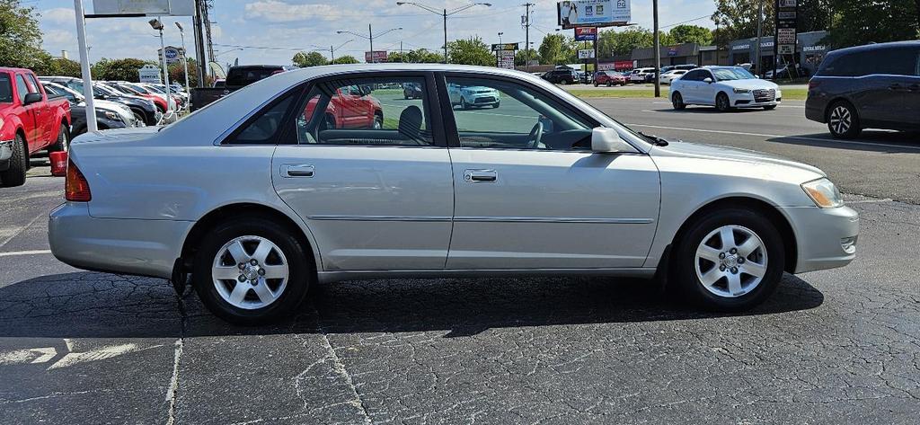 used 2002 Toyota Avalon car, priced at $11,995