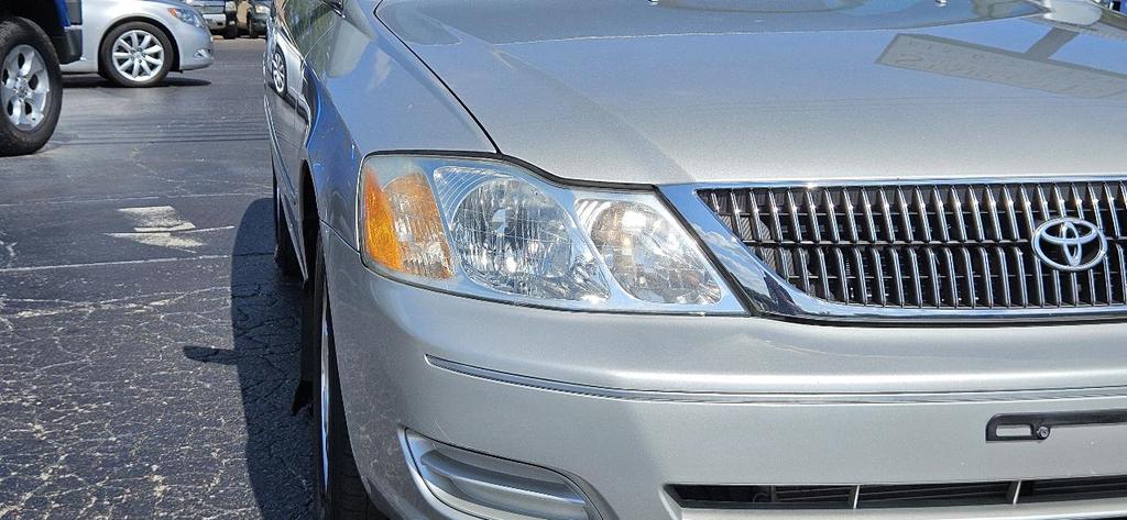 used 2002 Toyota Avalon car, priced at $11,995
