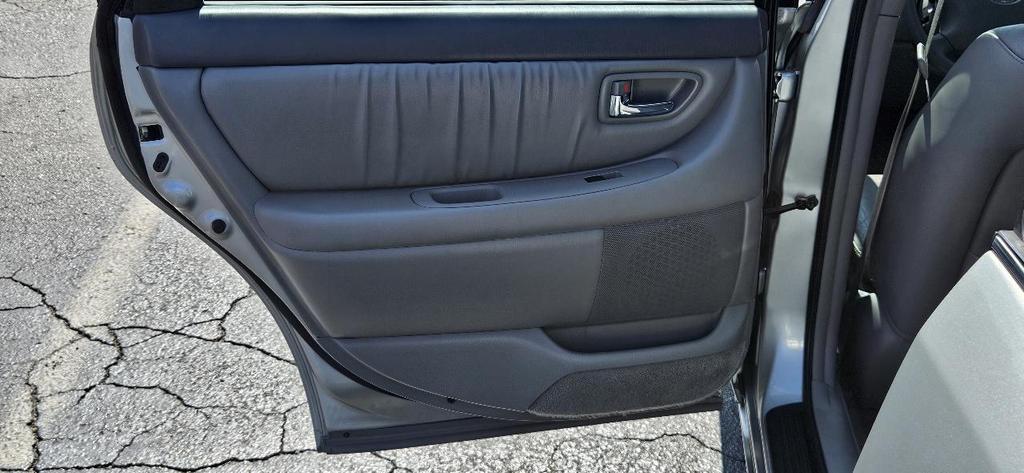 used 2002 Toyota Avalon car, priced at $11,995