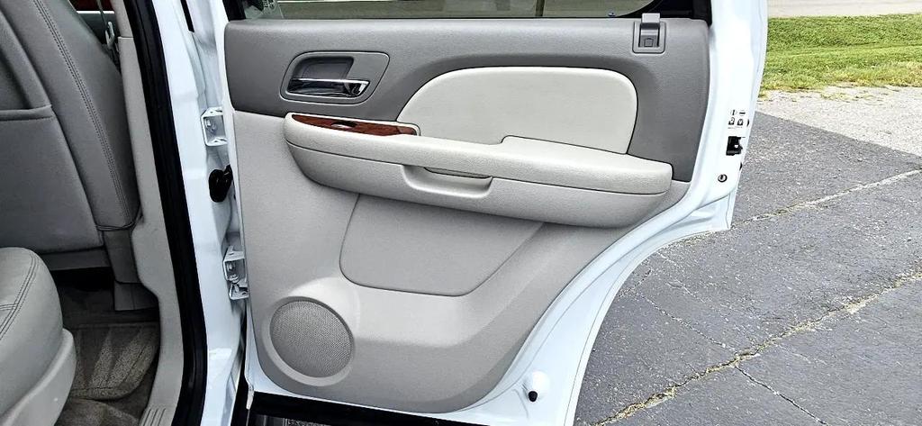 used 2013 GMC Yukon car, priced at $16,580