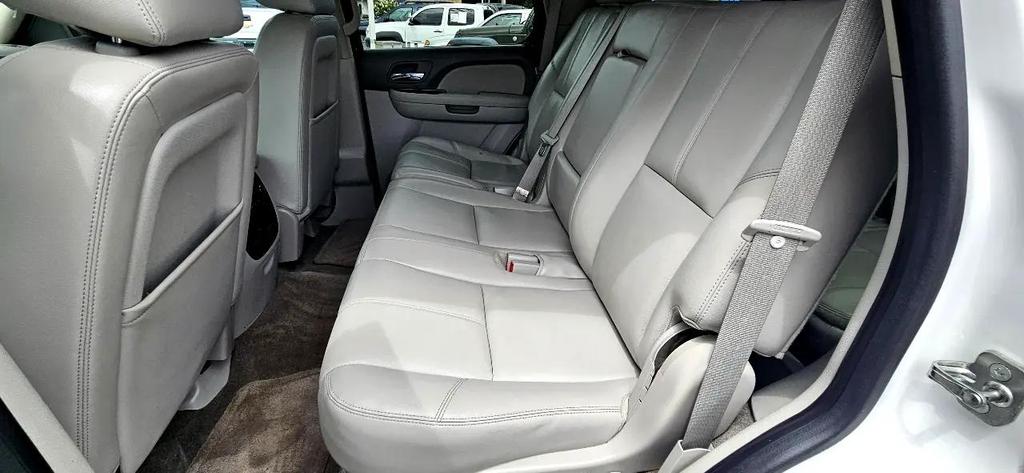 used 2013 GMC Yukon car, priced at $16,580