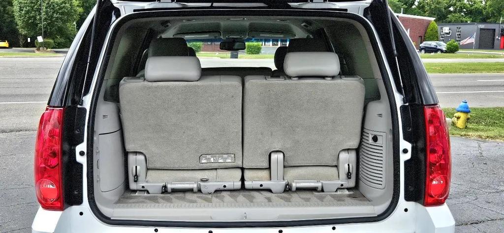 used 2013 GMC Yukon car, priced at $16,580