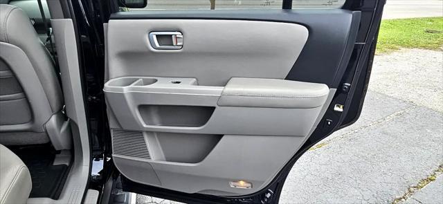 used 2010 Honda Pilot car, priced at $13,700