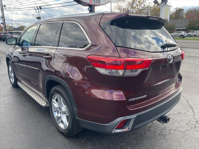 used 2019 Toyota Highlander car, priced at $28,580