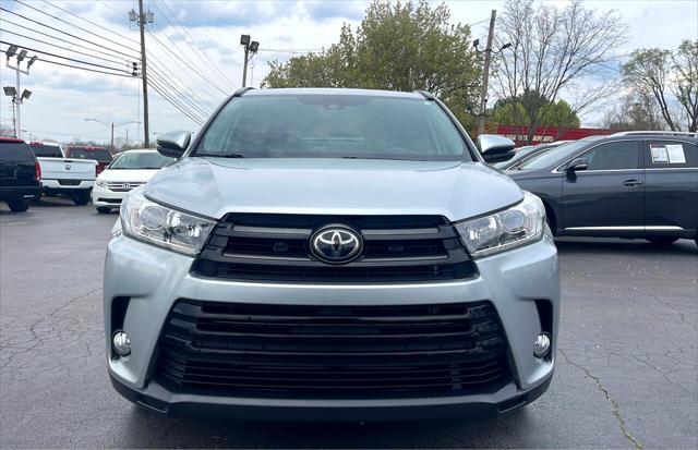 used 2018 Toyota Highlander car, priced at $26,980