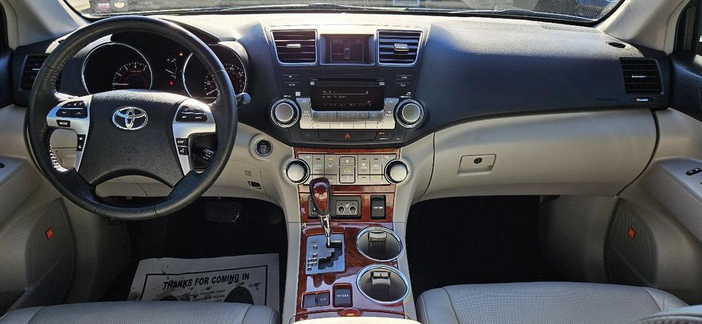 used 2012 Toyota Highlander car, priced at $17,980