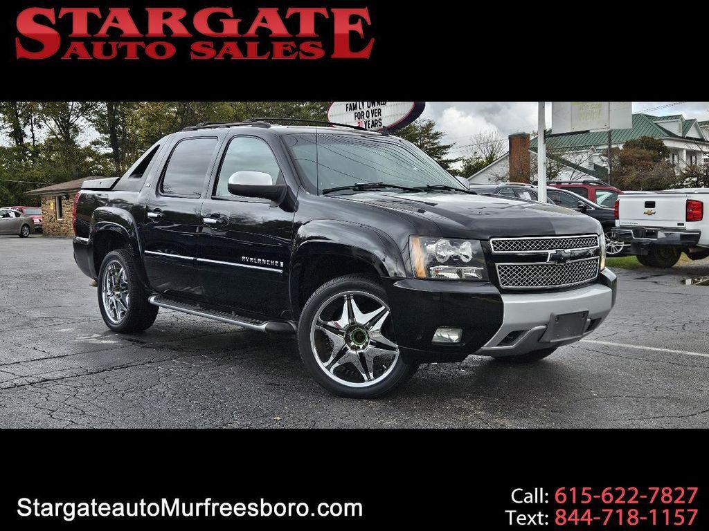 used 2007 Chevrolet Avalanche car, priced at $12,580