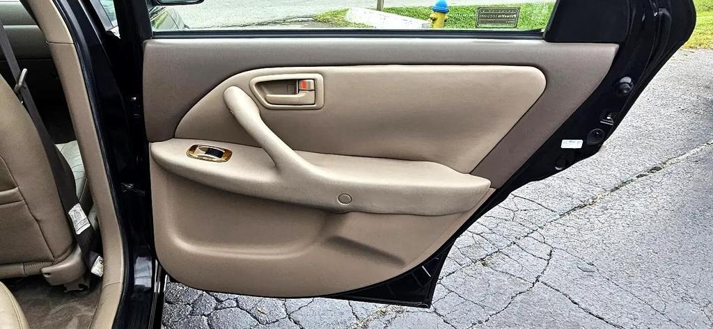 used 1998 Toyota Camry car, priced at $2,950