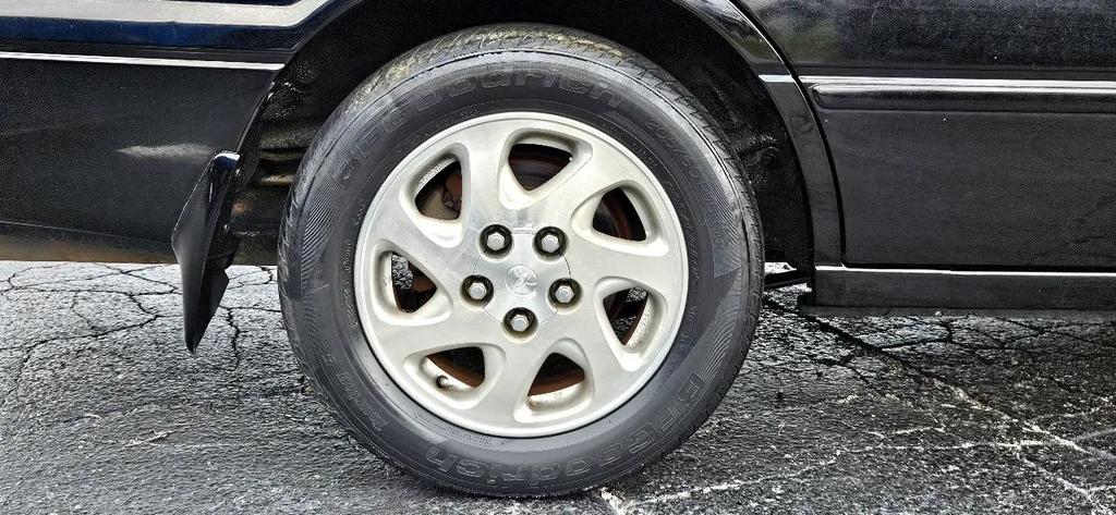 used 1998 Toyota Camry car, priced at $2,950