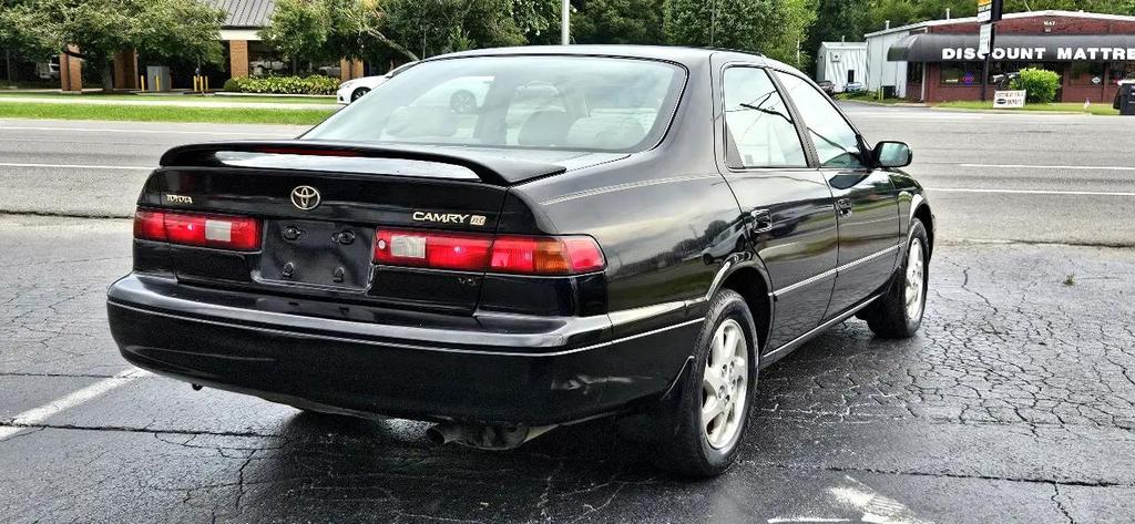 used 1998 Toyota Camry car, priced at $2,950