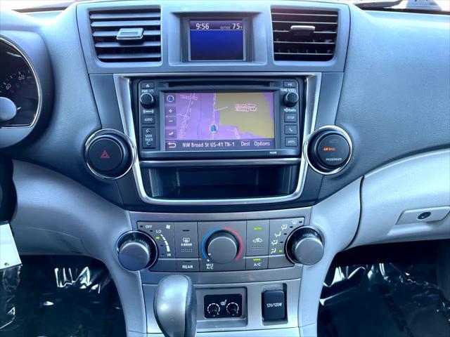 used 2013 Toyota Highlander car, priced at $16,995