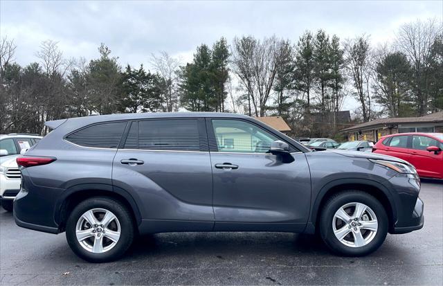 used 2022 Toyota Highlander car, priced at $30,540