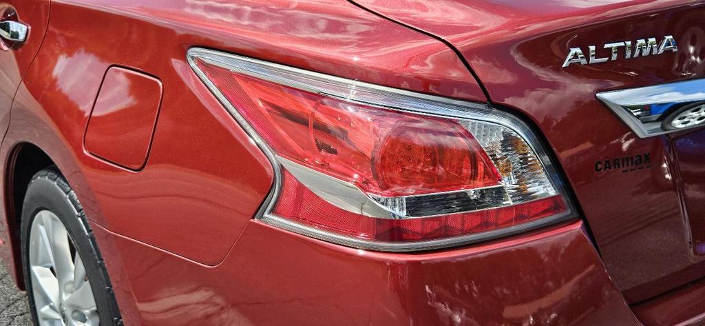 used 2014 Nissan Altima car, priced at $12,980