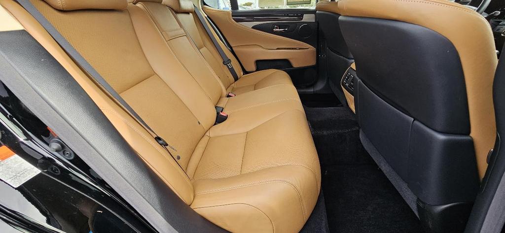 used 2015 Lexus LS 460 car, priced at $33,580