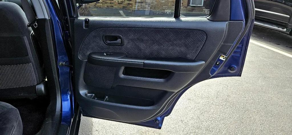 used 2005 Honda CR-V car, priced at $8,450