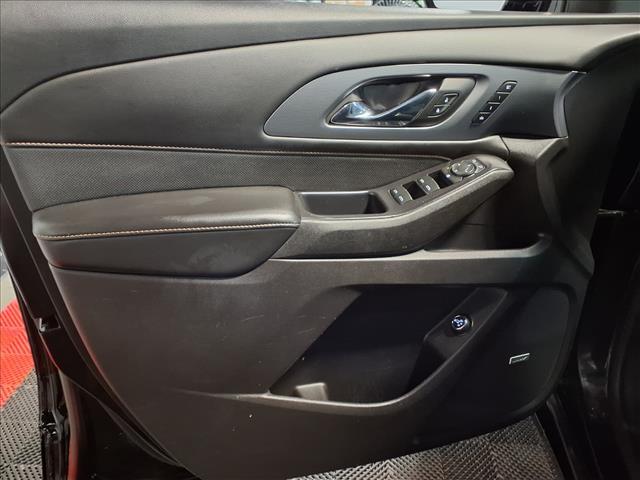 used 2018 Chevrolet Traverse car, priced at $17,988