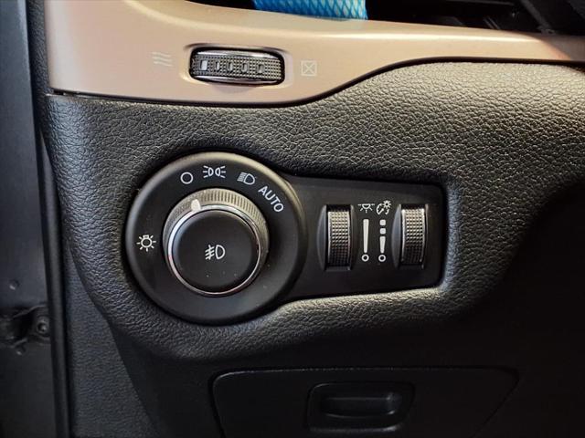 used 2016 Jeep Cherokee car, priced at $15,488