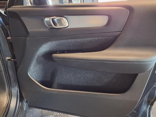 used 2021 Volvo XC40 car, priced at $19,988