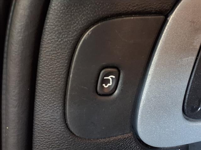 used 2018 Jeep Cherokee car, priced at $13,488