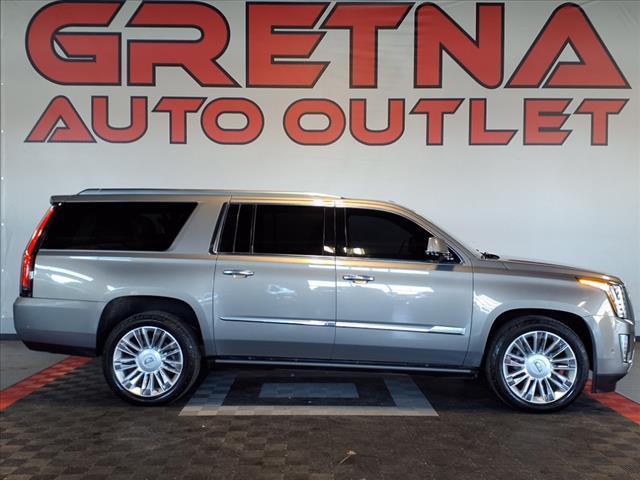 used 2017 Cadillac Escalade ESV car, priced at $29,988