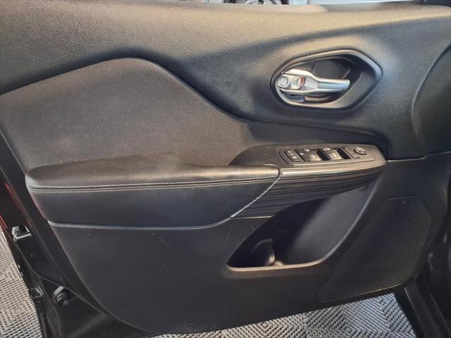 used 2015 Jeep Cherokee car, priced at $11,988